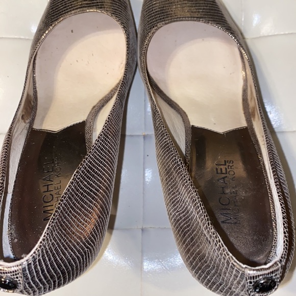 Shoes - Picture 6 of 6